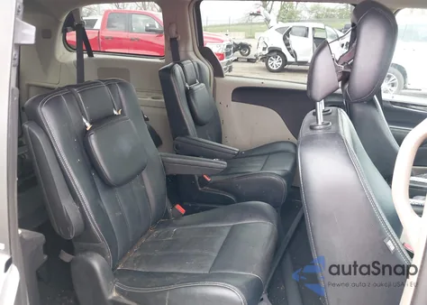 2014 Chrysler Town & Country Touring z USA, uszkodzony, nr VIN 2C4RC1BG7ER208324